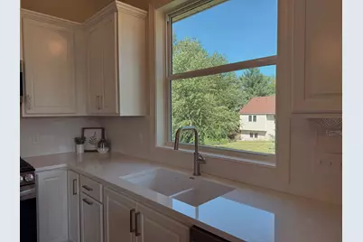 6062 Fuller Circle, Wyoming, MN 55092 - Photo 9