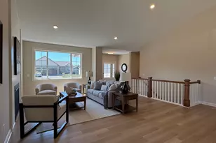 6062 Fuller Cir, Wyoming, MN 55092 - Photo 5