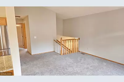 8001 Jeffery Avenue S, Cottage Grove, MN 55016 - Photo 5