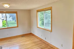 8001 Jeffery Ave S, Cottage Grove, MN 55016 - Photo 3