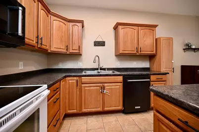 3525 W 7th Street #B, Winona, MN 55987 - Photo 9