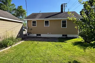 223 3rd St SE, Perham, MN 56573 - Photo 5