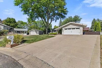 1993 Warbler Lane, Saint Paul, MN 55119 - Photo 3
