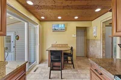 1993 Warbler Lane, Saint Paul, MN 55119 - Photo 17