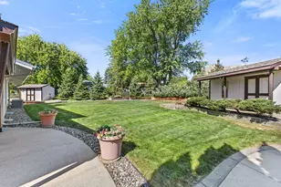 1993 Warbler Ln, Saint Paul, MN 55119 - Photo 47