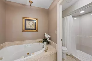 18864 Heathcote Dr, Deephaven, MN 55391 - Photo 31