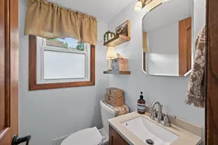 2607 Valley View Pl, White Bear Lake, MN 55110 - Photo 13
