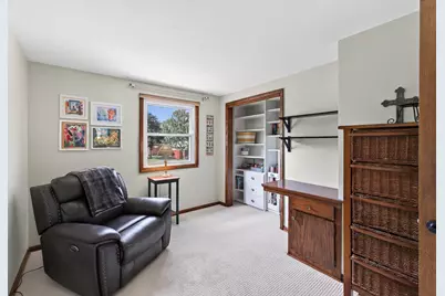2607 Valley View Place, White Bear Lake, MN 55110 - Photo 19