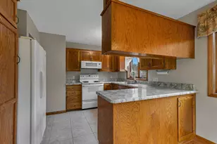 1735 Hazelwood Circle, Saint Cloud, MN 56303 - Photo 11