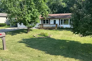 305 Lakeview Dr, Lake Park, MN 56554 - Photo 1