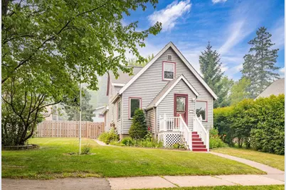 1217 E 10th Street, Duluth, MN 55805 - Photo 1