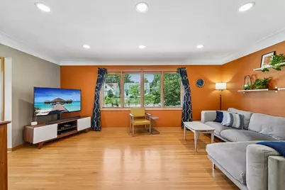 5749 Upton Avenue S, Minneapolis, MN 55410 - Photo 9
