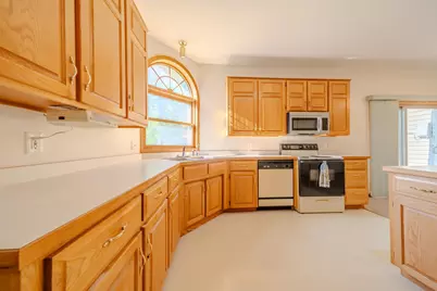 611 3rd Avenue SW, Long Prairie, MN 56347 - Photo 13