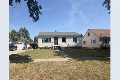 834 16th Street N, Moorhead, MN 56560 - Photo 1