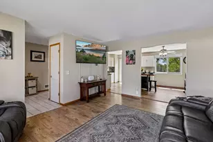 7370 158th St W, Apple Valley, MN 55124 - Photo 9