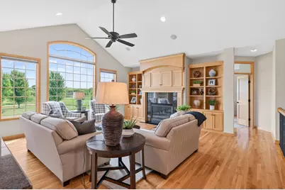 19295 Oak Grove Avenue, Prior Lake, MN 55372 - Photo 17