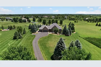 19295 Oak Grove Avenue, Prior Lake, MN 55372 - Photo 3