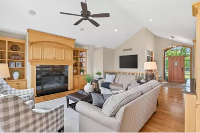 19295 Oak Grove Avenue, Prior Lake, MN 55372 - Photo 23