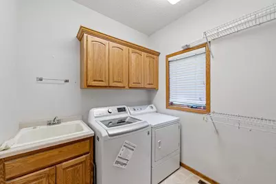 9719 Hillside Trail S, Cottage Grove, MN 55016 - Photo 13