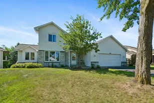 9142 Woodhall Crossing N, Minneapolis, MN 55443 - Photo 41