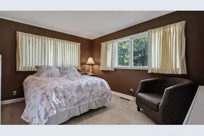 404 W Macarthur Avenue, Eau Claire, WI 54701 - Photo 19