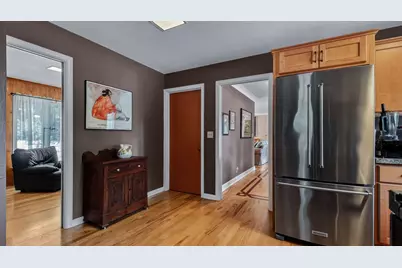 404 W Macarthur Avenue, Eau Claire, WI 54701 - Photo 13