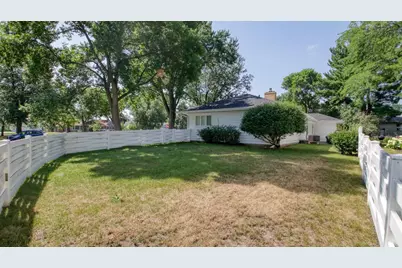 404 W Macarthur Avenue, Eau Claire, WI 54701 - Photo 29