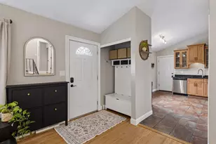13404 Arthur St W, Minnetonka, MN 55305 - Photo 9