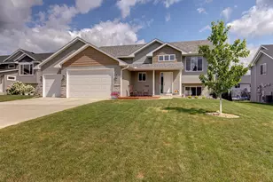 1217 Olivia St SE, New Prague, MN 56071 - Photo 3