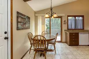 3139 Quarry Ct, Eagan, MN 55121 - Photo 7