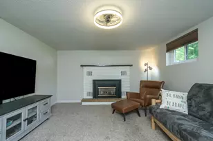 13498 Meredith Dr, Baxter, MN 56425 - Photo 23