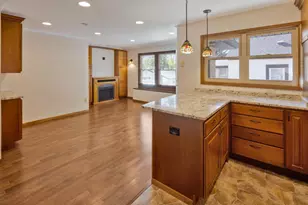 4201 40th Ave N, Robbinsdale, MN 55422 - Photo 3