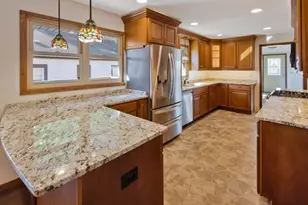 4201 40th Ave N, Robbinsdale, MN 55422 - Photo 7