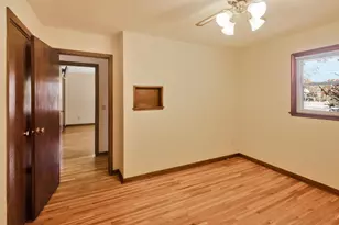 4201 40th Ave N, Robbinsdale, MN 55422 - Photo 15