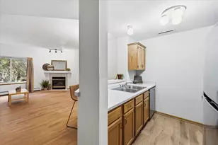7540 Edinborough Way, Edina, MN 55435 - Photo 7