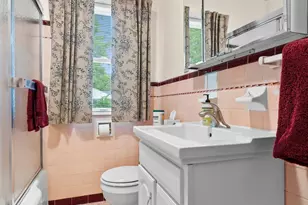743 Parkview Ave, Saint Paul, MN 55117 - Photo 23