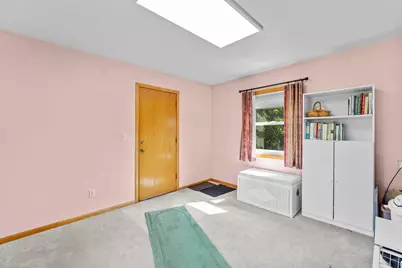 743 Parkview Avenue, Saint Paul, MN 55117 - Photo 17