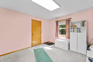 743 Parkview Ave, Saint Paul, MN 55117 - Photo 17