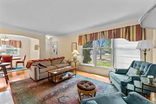 743 Parkview Ave, Saint Paul, MN 55117 - Photo 9