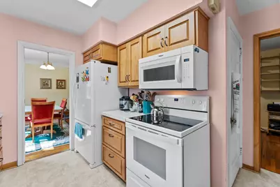 743 Parkview Avenue, Saint Paul, MN 55117 - Photo 15