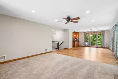 325 Townsvalley Road, River Falls, WI 54022 - Photo 11