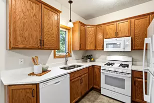 770 1st Ave NW, New Brighton, MN 55112 - Photo 13