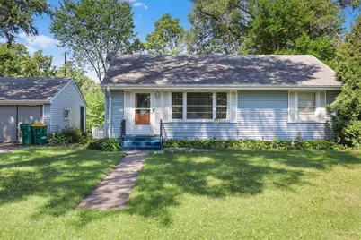 8314 Stevens Avenue S, Bloomington, MN 55420 - Photo 3