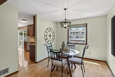 1772 Eldridge Avenue W, Roseville, MN 55113 - Photo 5