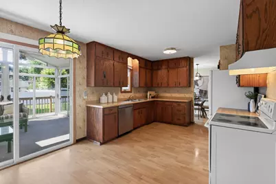 1772 Eldridge Avenue W, Roseville, MN 55113 - Photo 9
