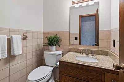 1772 Eldridge Avenue W, Roseville, MN 55113 - Photo 17
