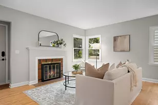 4225 Ewing Ave N, Robbinsdale, MN 55422 - Photo 5