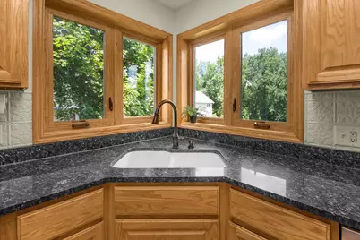 10900 Alison Way, Inver Grove Heights, MN 55077 - Photo 7