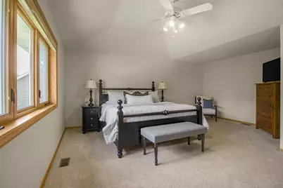 10900 Alison Way, Inver Grove Heights, MN 55077 - Photo 15
