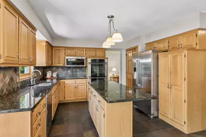 3310 Xanthus Lane N, Plymouth, MN 55447 - Photo 11